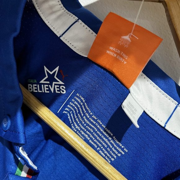 PUMA NWT Authentic Pirlo 21 ITALY World Cup 2014 home soccer shirt, Size L - Picture 7 of 11